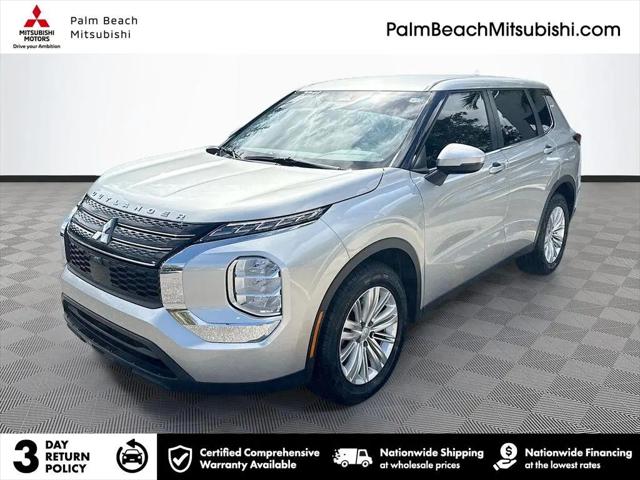 2024 Mitsubishi Outlander ES 2.5 2WD for sale in West Palm Beach, FL