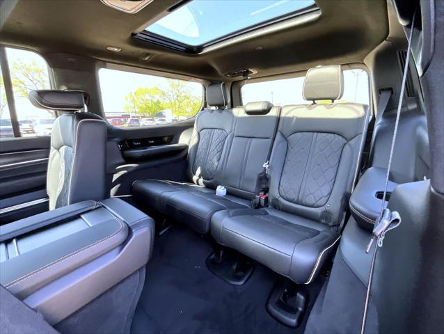 2026 Jeep Grand Wagoneer Summit Reserve 4x4