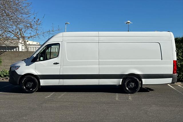 2026 Mercedes-Benz Sprinter 2500 High Roof 4-Cyl Diesel HO