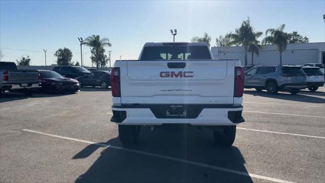 2026 GMC Sierra 2500HD Crew Cab, Standard Bed, Denali, 4WD