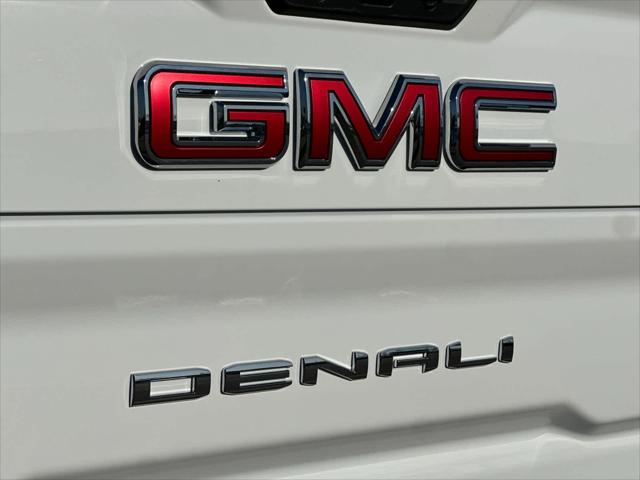 2026 GMC Sierra 2500HD Crew Cab, Standard Bed, Denali, 4WD