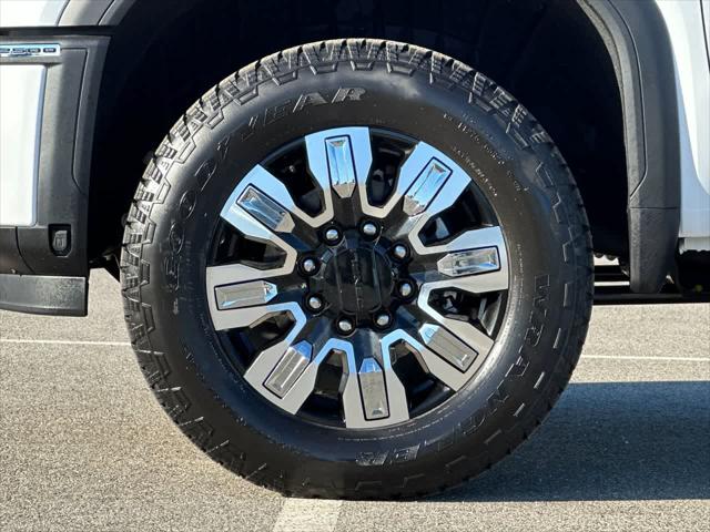 2026 GMC Sierra 2500HD Crew Cab, Standard Bed, Denali, 4WD