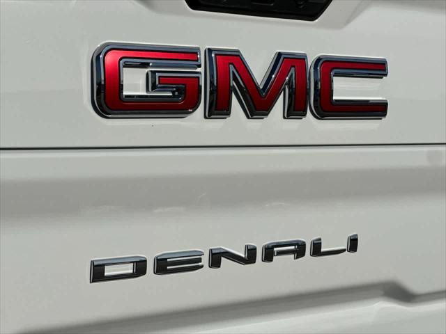 2026 GMC Sierra 2500HD Crew Cab, Standard Bed, Denali, 4WD