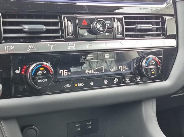 2026 Nissan Pathfinder SV