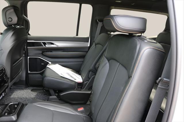 2026 Jeep Grand Wagoneer 4x4