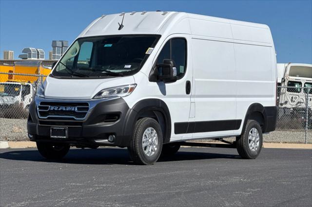 2026 Ram ProMaster Cargo Van SLT High Roof 136" WB