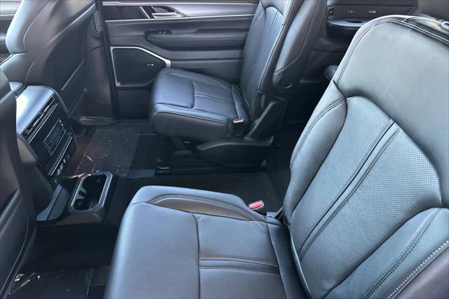 2026 Jeep Grand Wagoneer Limited Altitude 4x4