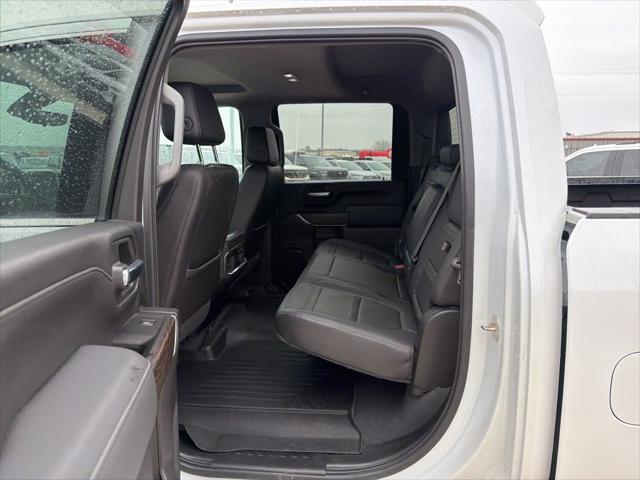 2023 GMC Sierra 2500HD 4WD Crew Cab Standard Bed Denali