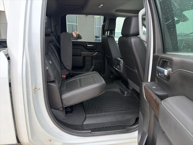 2023 GMC Sierra 2500HD 4WD Crew Cab Standard Bed Denali