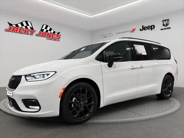 2025 Chrysler Pacifica Limited for sale in Cleveland, GA