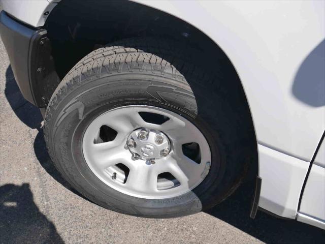 2026 Ram 1500 Tradesman Crew Cab 4x4 57 Box