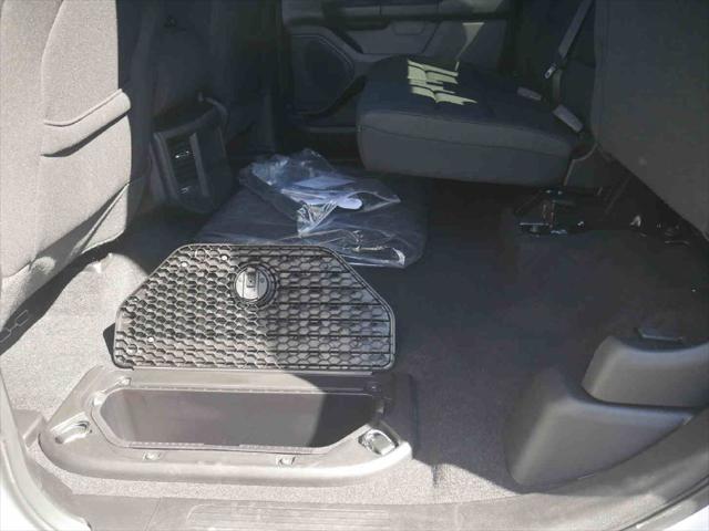2026 Ram 1500 Tradesman Crew Cab 4x4 57 Box