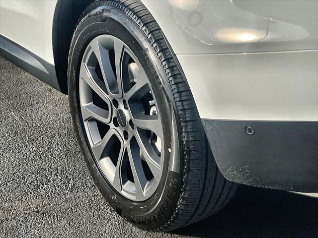 2026 Land Rover Range Rover Sport P360 SE
