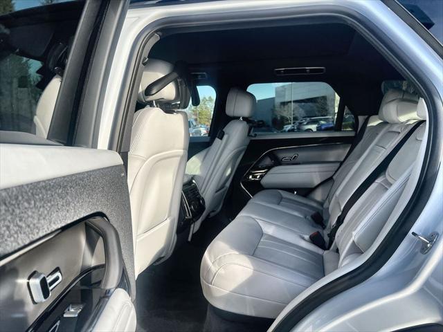 2026 Land Rover Range Rover Sport P360 SE