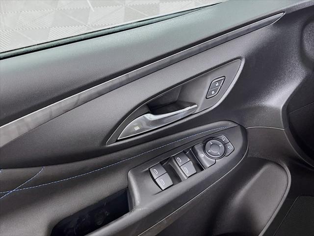2026 Buick NV Sport Touring FWD