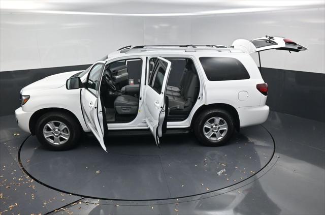 2020 Toyota Sequoia SR5