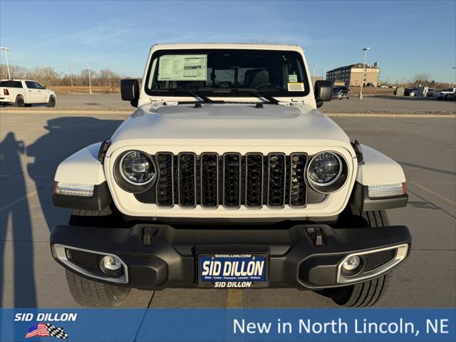 2026 Jeep Gladiator GLADIATOR SAHARA 4X4