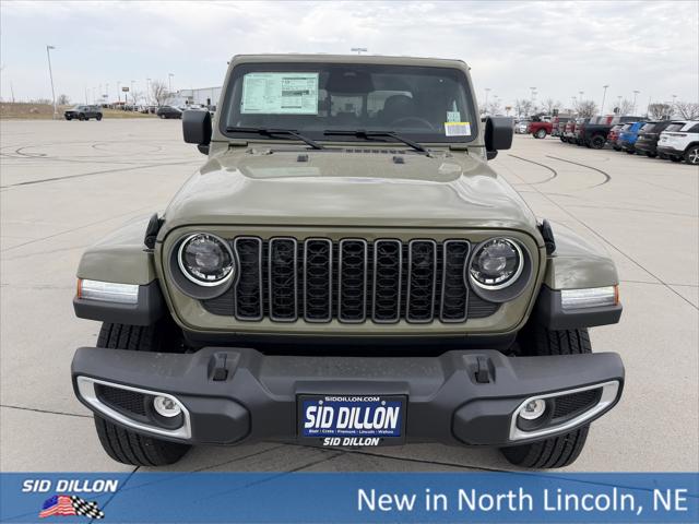 2026 Jeep Gladiator GLADIATOR SAHARA 4X4