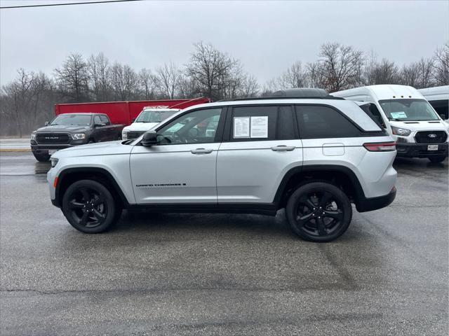 2023 Jeep Grand Cherokee Altitude 4x4 2023 Jeep Grand Cherokee Altitude 4x4