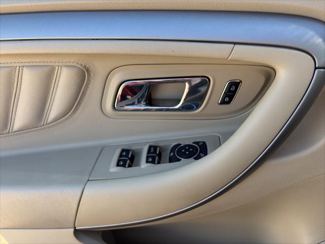 2013 Ford Taurus SEL