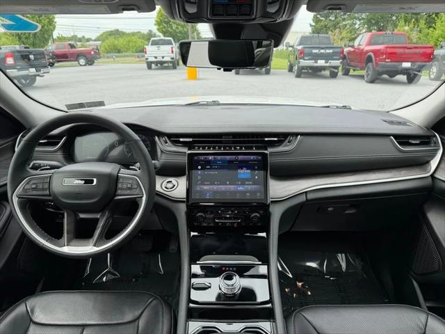 2023 Jeep Grand Cherokee L Limited 4x4