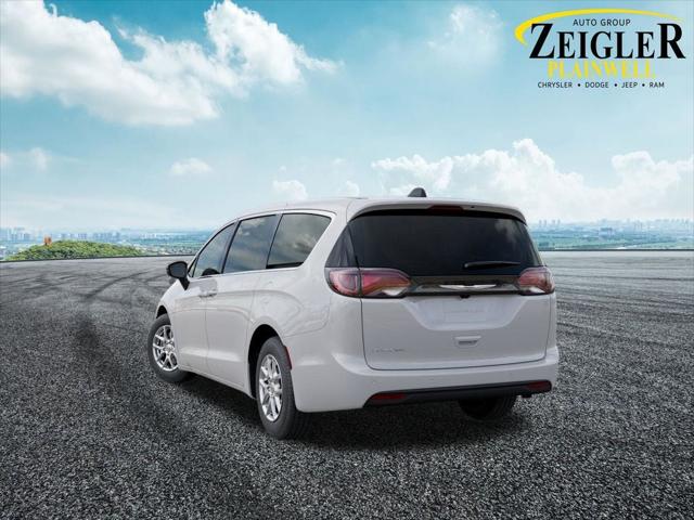 2026 Chrysler Voyager VOYAGER LX