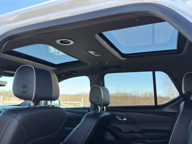 2022 Chevrolet Traverse AWD Premier