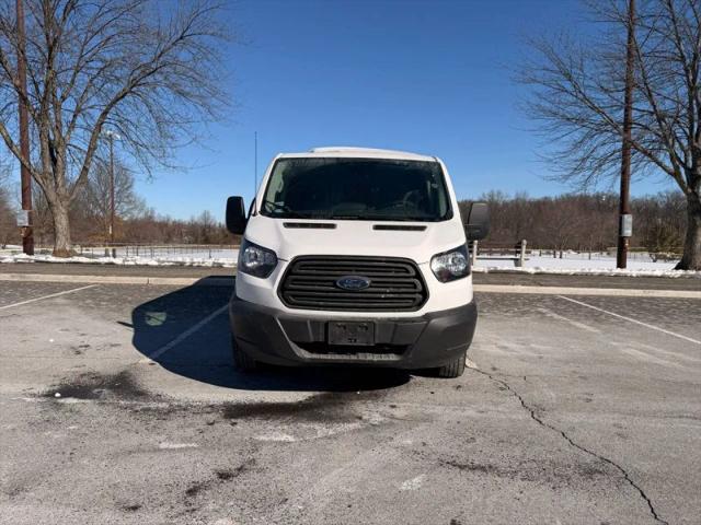 2019 Ford Transit w/60/40 Side Door w/RWB