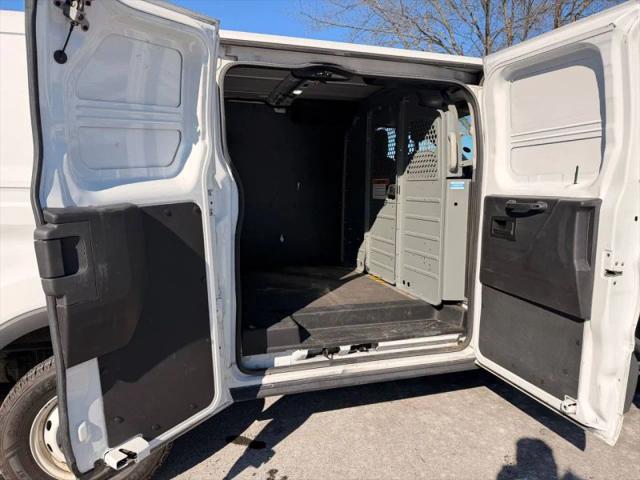 2019 Ford Transit w/60/40 Side Door w/RWB