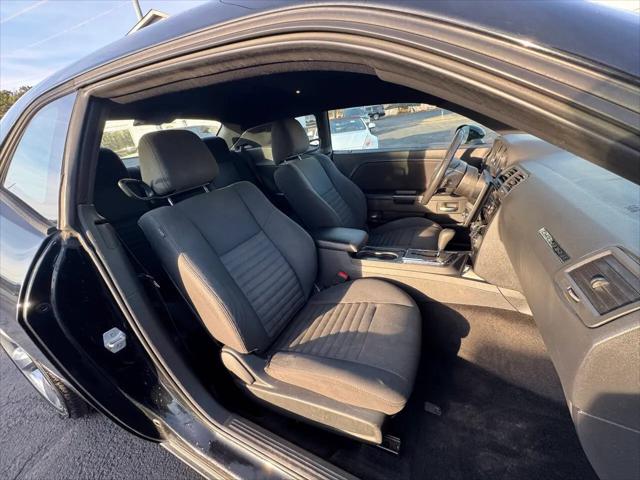 2014 Dodge Challenger SXT