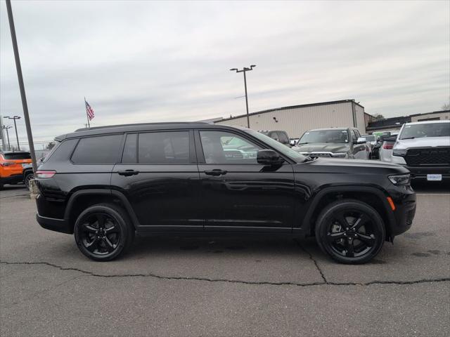 2023 Jeep Grand Cherokee L Altitude 4x4