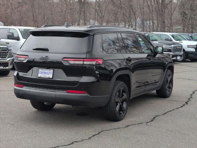 2023 Jeep Grand Cherokee L Altitude 4x4