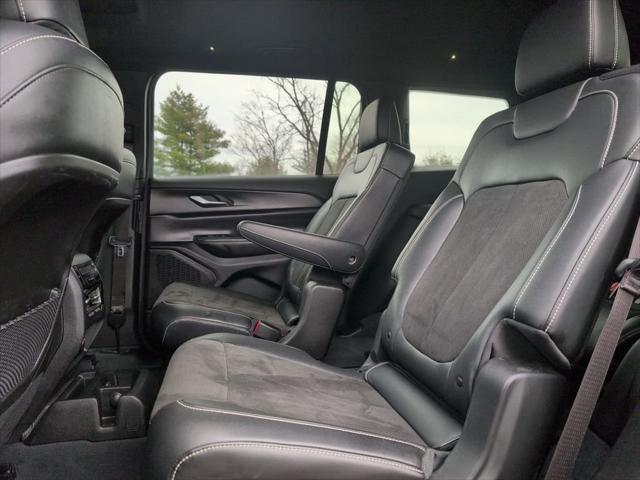 2023 Jeep Grand Cherokee L Altitude 4x4