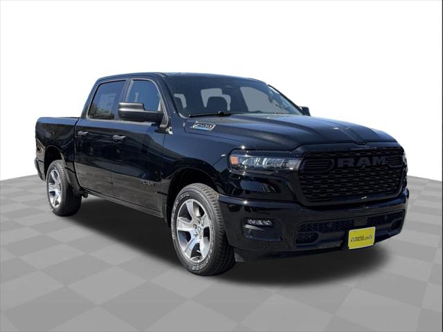 2026 RAM 1500 RAM 1500 EXPRESS CREW CAB 4X2 57 BOX