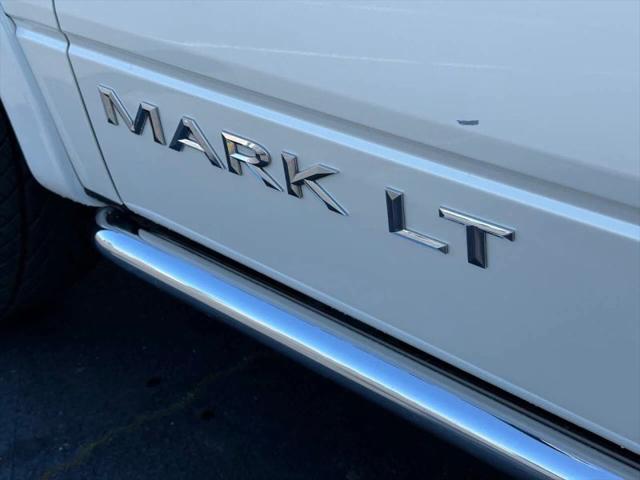2007 Lincoln Mark LT Base