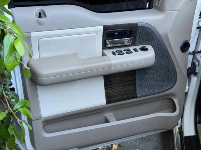 2007 Lincoln Mark LT Base