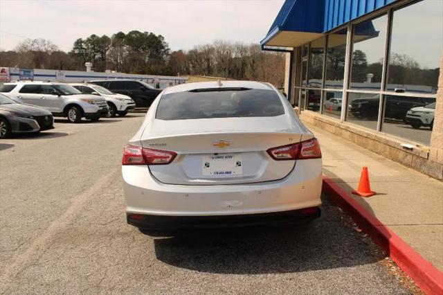 2022 Chevrolet Malibu FWD LT