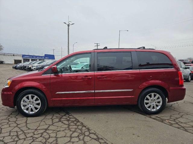 2013 Chrysler Town & Country Touring