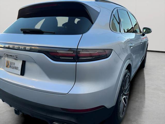 2019 Porsche Cayenne S