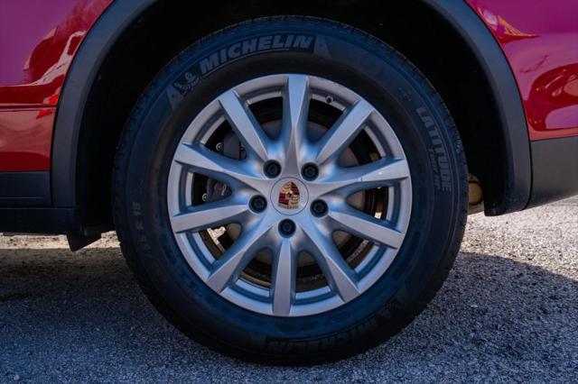 2014 Porsche Cayenne Platinum Edition