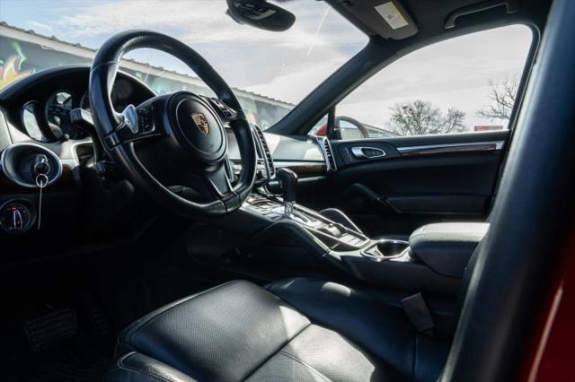2014 Porsche Cayenne Platinum Edition
