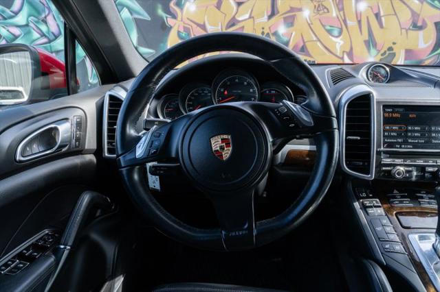 2014 Porsche Cayenne Platinum Edition