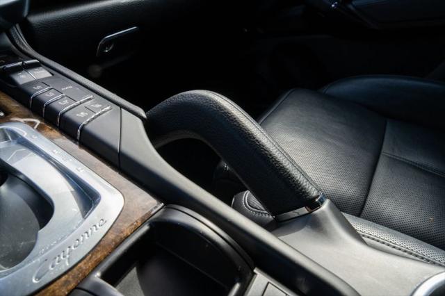 2014 Porsche Cayenne Platinum Edition