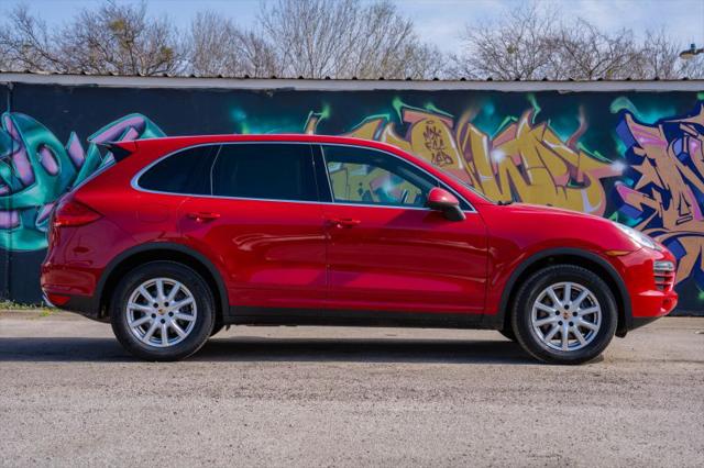 2014 Porsche Cayenne Platinum Edition