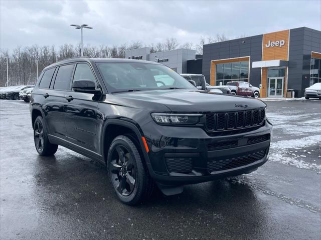 2023 Jeep Grand Cherokee L Altitude 4x4