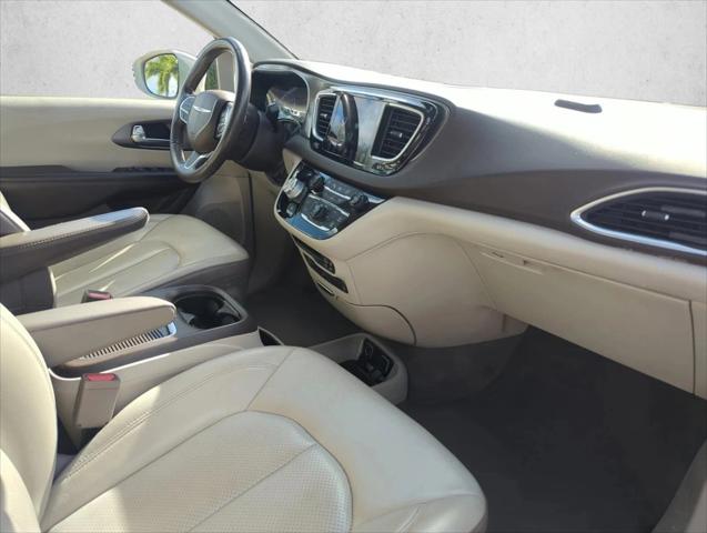 2019 Chrysler Pacifica Touring L Plus