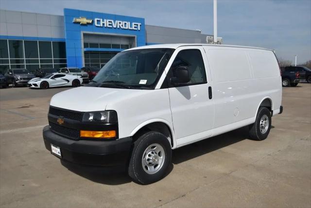 2026 Chevrolet Express Cargo Van 2500 Regular Wheelbase, WT, RWD