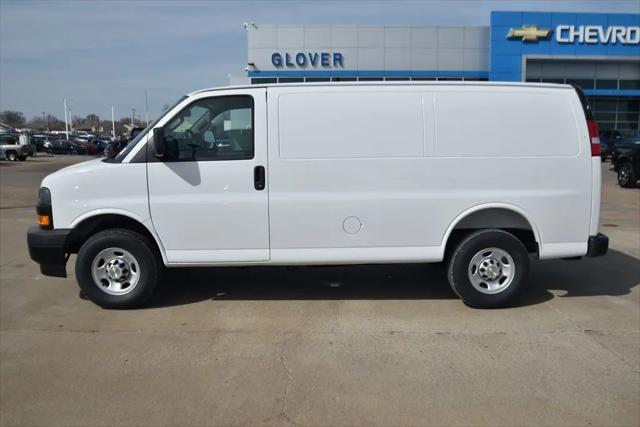 2026 Chevrolet Express Cargo Van 2500 Regular Wheelbase, WT, RWD