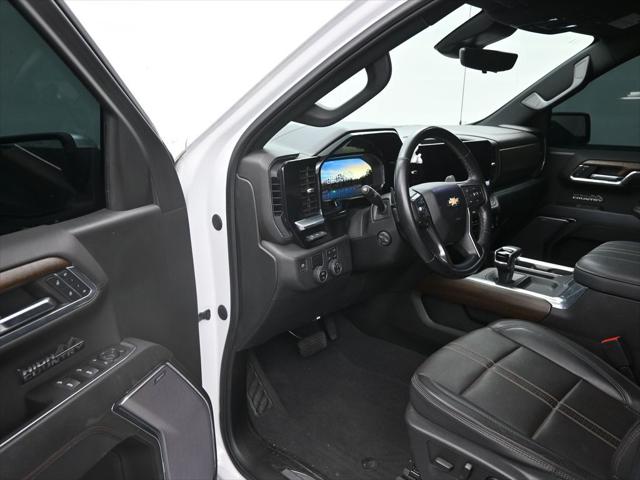 2023 Chevrolet Silverado 1500 2WD Crew Cab Short Bed High Country