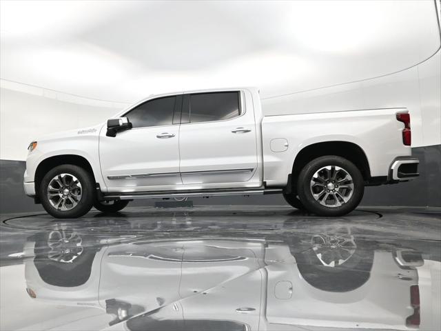 2023 Chevrolet Silverado 1500 2WD Crew Cab Short Bed High Country